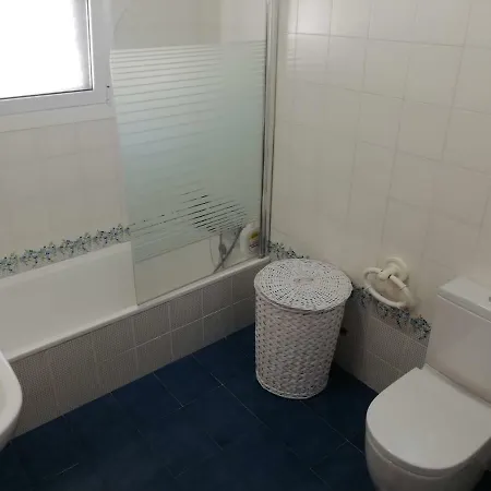 Chalet Con Piscina Vakantiehuis