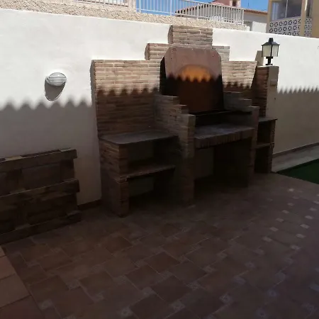 Vakantiehuis Chalet Con Piscina